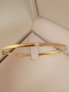 14k Solid Gold Single Stone Bangle Bracelet, Made In Italy.